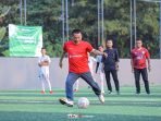 Keterangan foto: Tendangan pertama yang dibuka oleh Direktur Bisnis Bank Banten, Rodi Judo Dahono.