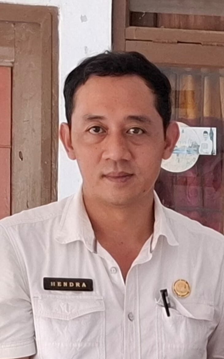 Pj Kades Anggalan, Hendra
