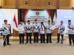 DR. H. Iyan Fitriyana berserta pengurus