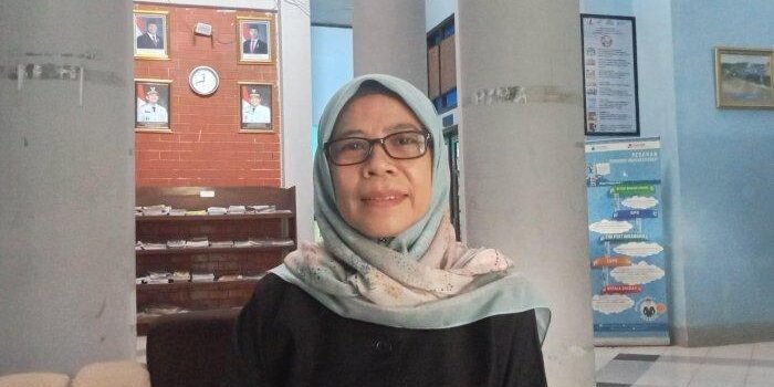 Pemerintah Kabupaten (Pemkab) Lebak menyalurkan bantuan alat tangkap ikan dan alat keselamatan bagi nelayan.