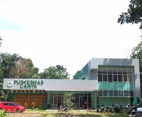 Gedung Puskesmas Carita di Jalan Raya Carita No.1, Banjarmasin, Kecamatan Carita, Kabupaten Pandeglang-Banten