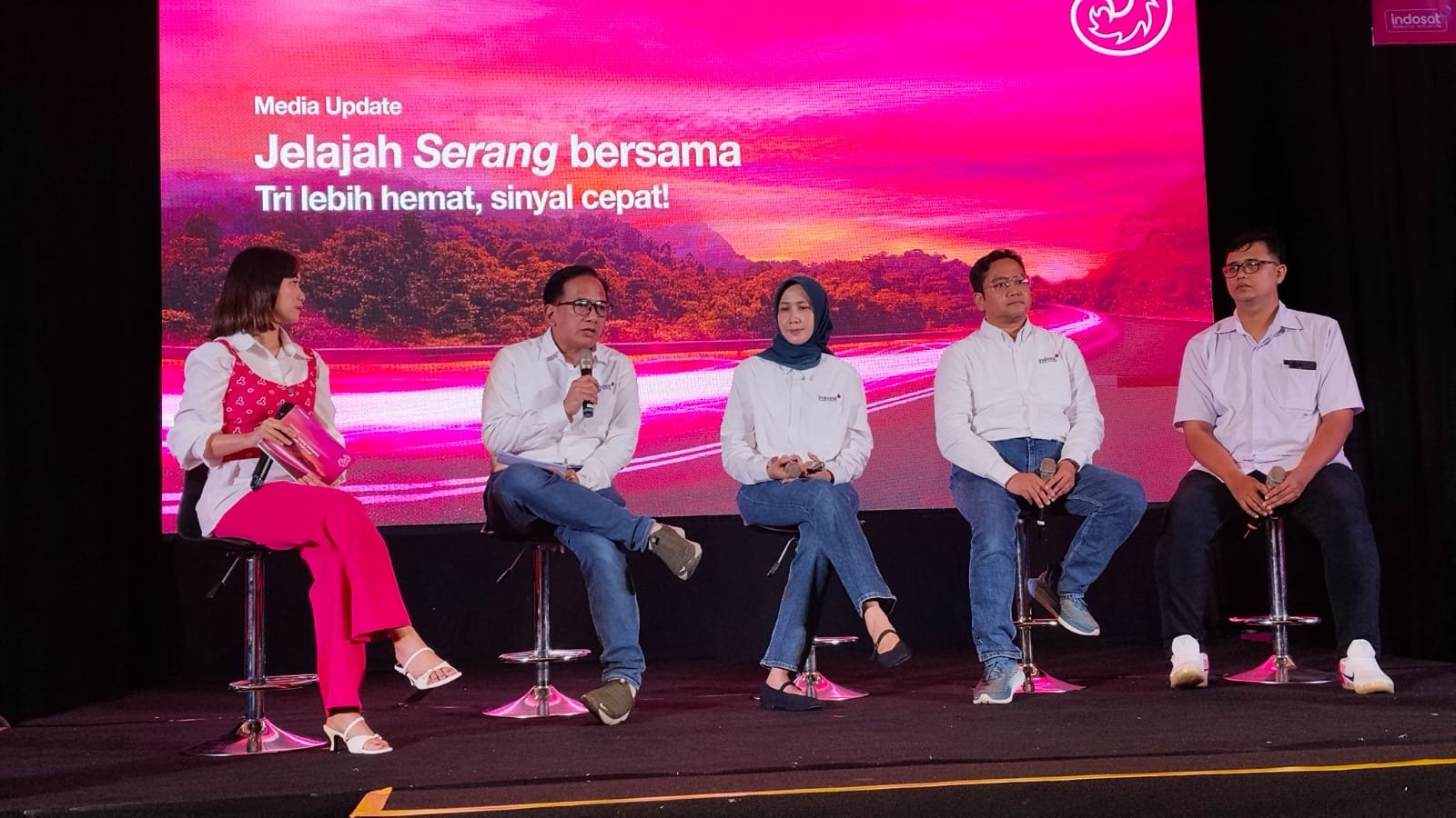 Manajemen IOH dan TRI berkomitmen menghadirkan layanan terbaik bagi masyarakat Banten dengan jaringan dan layanan digital terbaik.