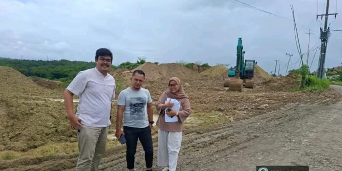 Tim Bapenda Lebak saat mendatangi tempat usaha
