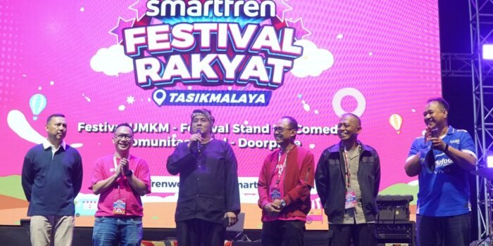 PT XLSMART Telecom Sejahtera Tbk (XLSMART) melalui brand SMARTFREN resmi memperluas jangkauan jaringan data 4G LTE dan VoLTE di kota Tasikmalaya