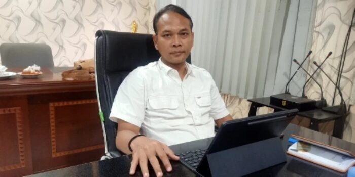 Caption: Plt Kepala Bapenda Lebak, Agung Budi Santoso