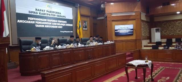 rapat dprd kabupaten serang