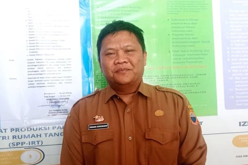 Caption: Sekretaris Dinkes Lebak, Endang Komarudin
